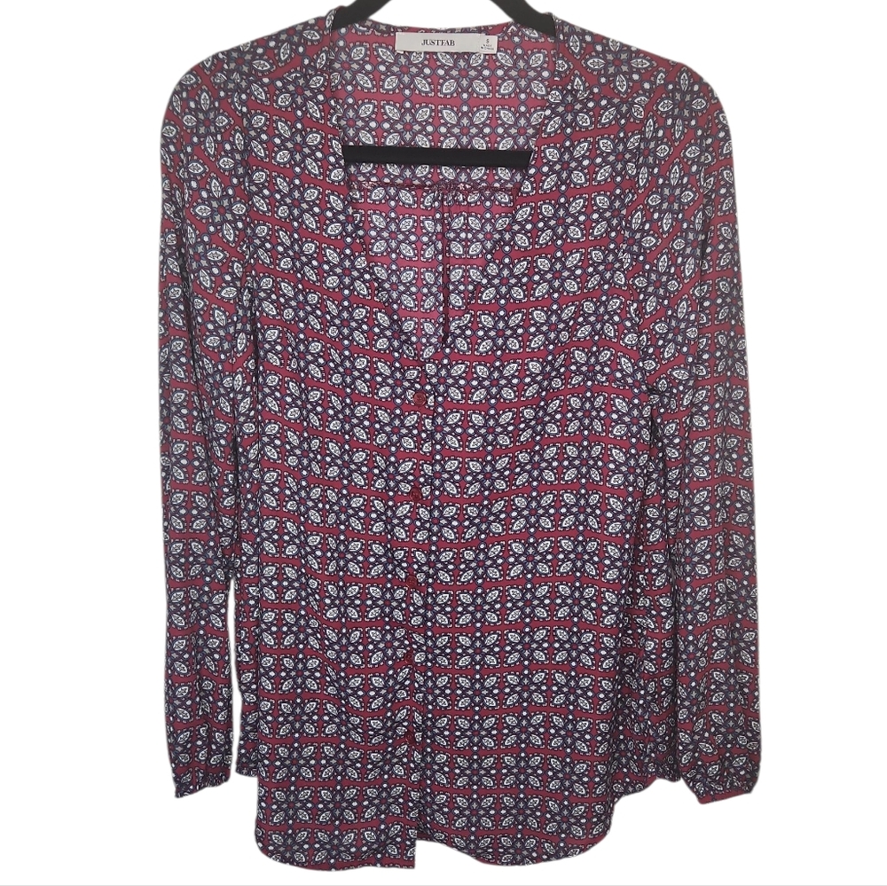 JustFab Women's Burgandy/Gray Paisley-Inspired Pattern Tunic BeltedBlouse Size S